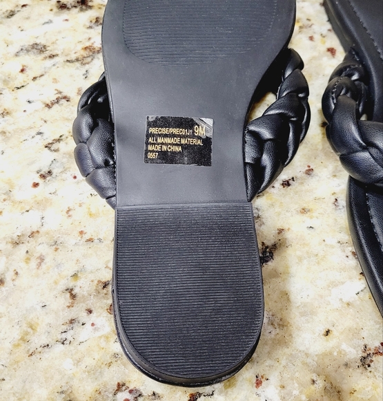 Steve Madden Madden Girl Black Braided Women's Sandals - Picture 4 of 4